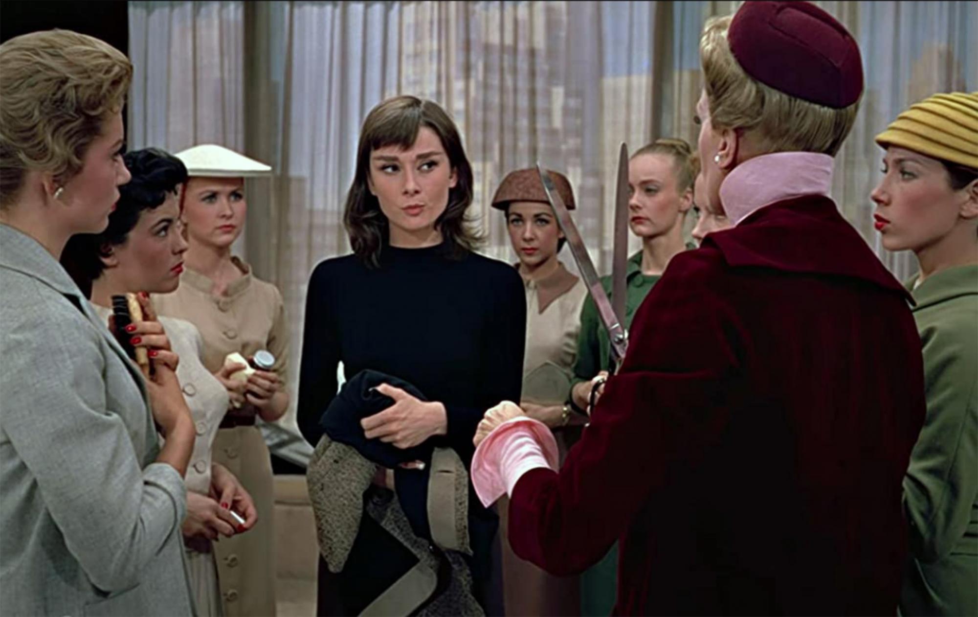 Ікона стилю: 5 культових образів Одрі Хепберн, які ніколи не вийдуть із моди